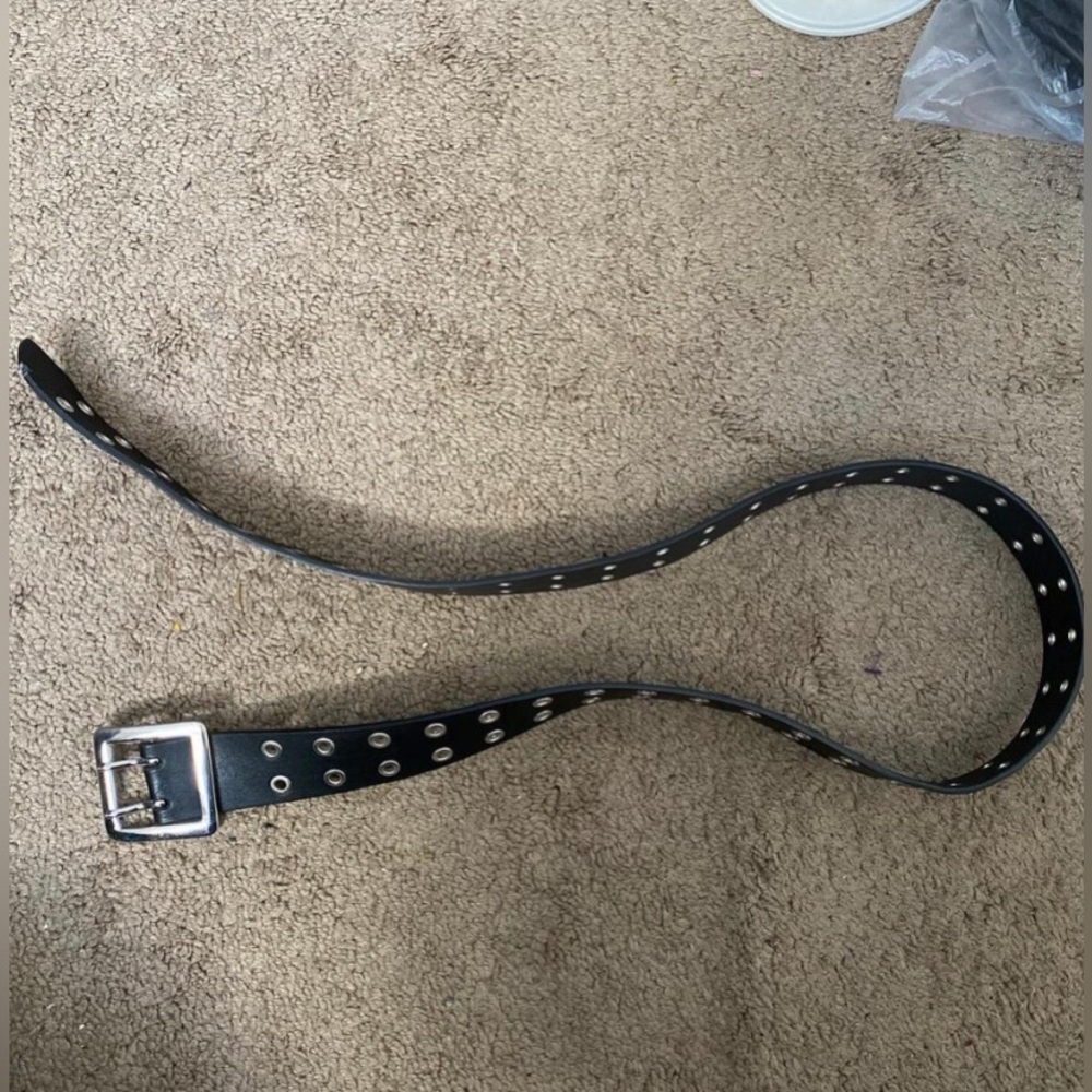 Thick double holed black belt